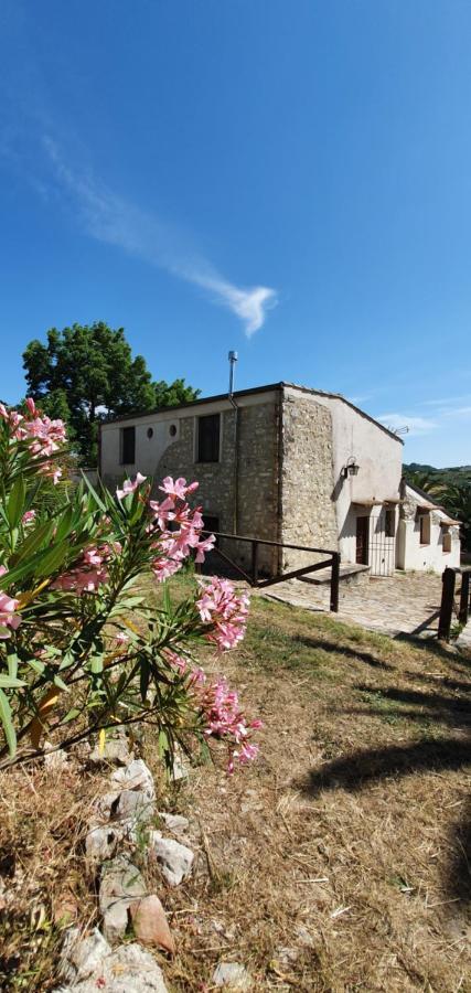 Gasthaus L'Antico Casale Bisacquino Exterior foto